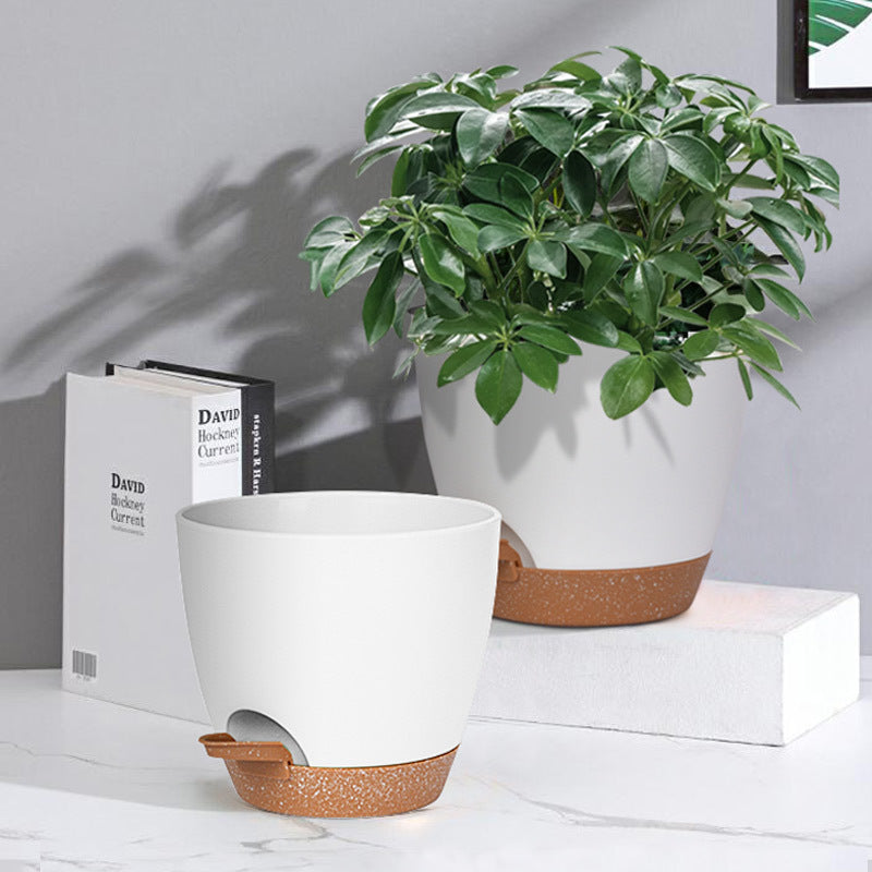 Selvabsorberende plastblomsterpotter